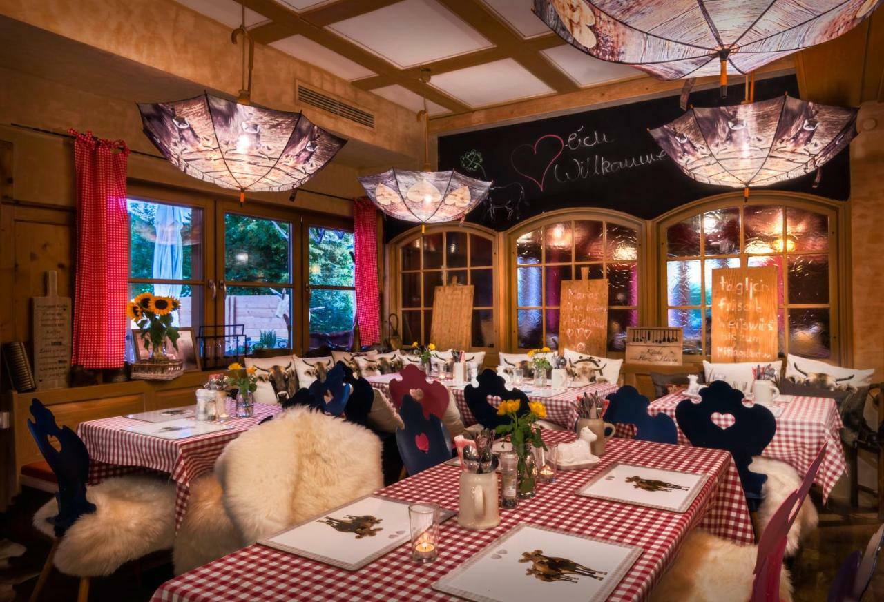 Hotel Zur Gluecklichen Kuh Oberstdorf Exteriér fotografie